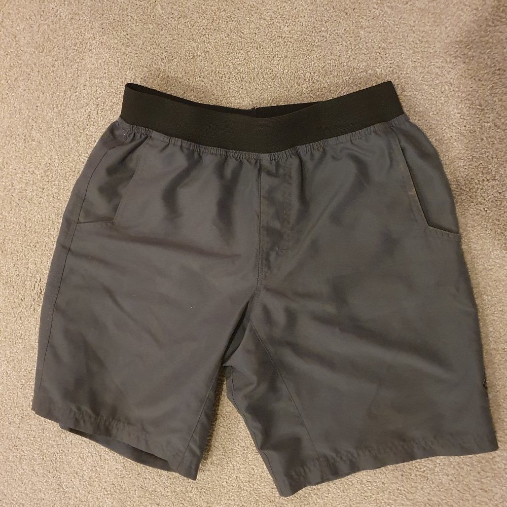 Prana Men's Shorts Charcoal Grey, Size S
